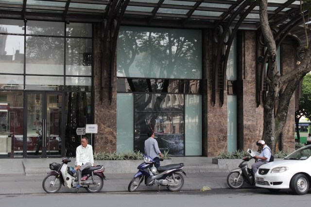 Across from the Opera House: once departmental store. It now houses the luxurious Opera View apartments, and Louis Vuitton.  
