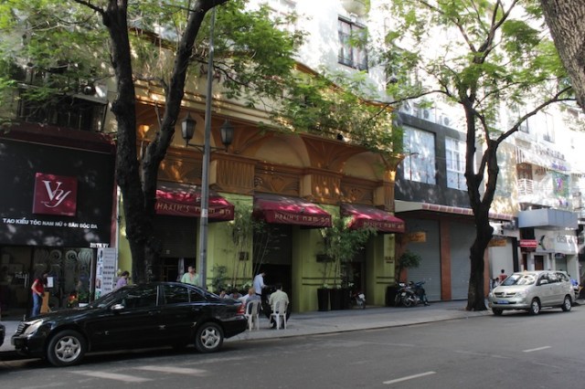 There’s been a Maxim Theatre-Restaurant on this site since the ‘50s.  Maxim’s Nam An is now a high-end Vietnamese restaurant.   