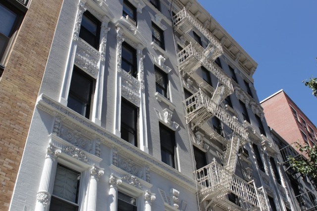 42 – No. 344 / 346: Elegant tenements with Grecian Details (circa 1910).