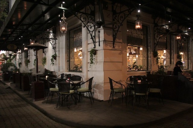 La Terrasse, in the evening.