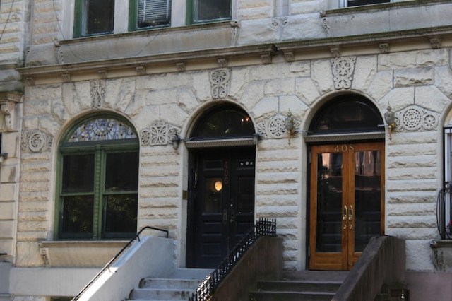 23 – Celtic flourishes. 