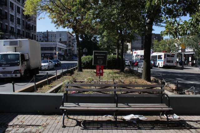 37 – Broadway Malls. 