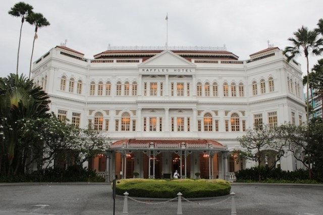 The Raffles Hotel - Grand Dame? I'm not so sure.