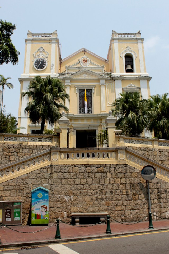 St Lawrence's Church (established 16th century but this version built in 1846) appears out of nowhere.  It used to sit right on the sea.