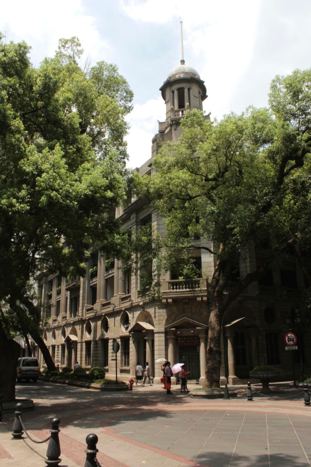 The HSBC building is today's West Wing of the Guangdong Victory Hotel, and one of the best preserved and most iconic structures on the island.