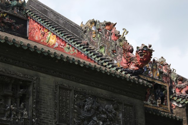 The roofs of the temples are usually highly ornamented with mythical creatures.  