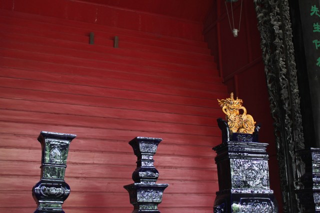 The Ancestral Altar - this would have been populated with thousands of ancestral tablets commemorating the dead.  But all but two of these were destroyed during the Cultural Revolution. 