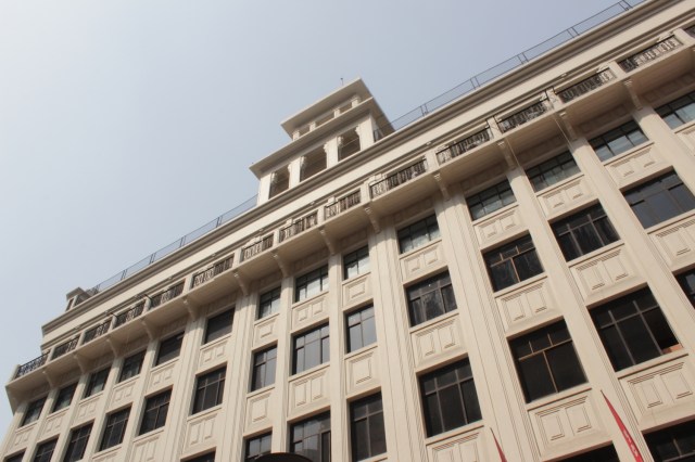 The third of the Big Four was Sun Sun Department Store, opened in 1923 by Liu Xiji and Li Minzhou. It was designed by CH Gouda. 