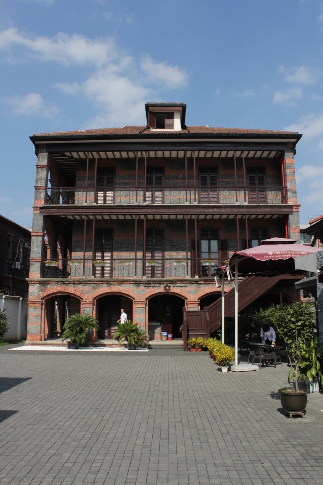 The Ohel Moishe Synagogue is not in the French Concession at all, but sits in the Hongkew District in the American Concession. It was built in 1927 to serve the Orthodox Russian and German Jewish communities.  