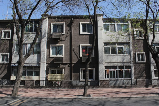10 - Apartments