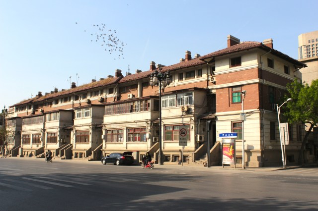 Accommodations of a more odest kind, along KaiserWilhelmstrasse.