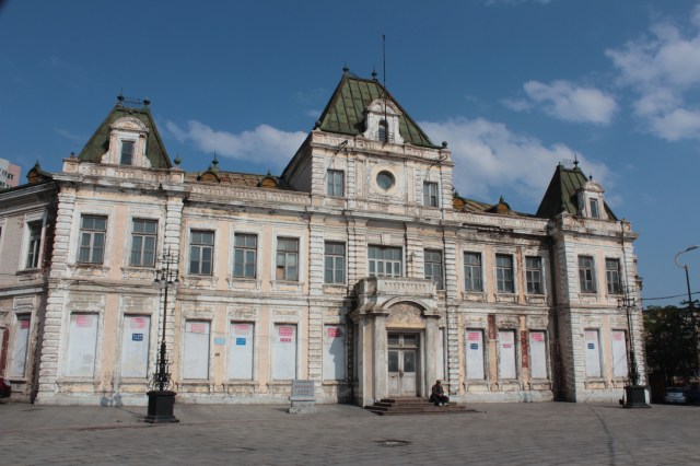 Dalny City Hall, built in 1900.  