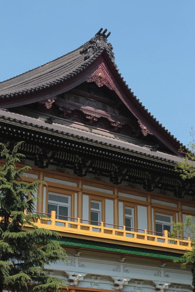 The city's main Shinto Temple, housing the Dalian Peking Opera Troupe today. 