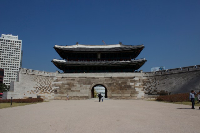 The Namdaemun 南大門, or South Gate dates back to the 14th century.  It used to be one of the main entrances to the walled city of Hanseong.  