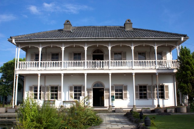 The Mitsubishi No. 2 Dock House (1896) is an example of Meiji-era Western style architecture.