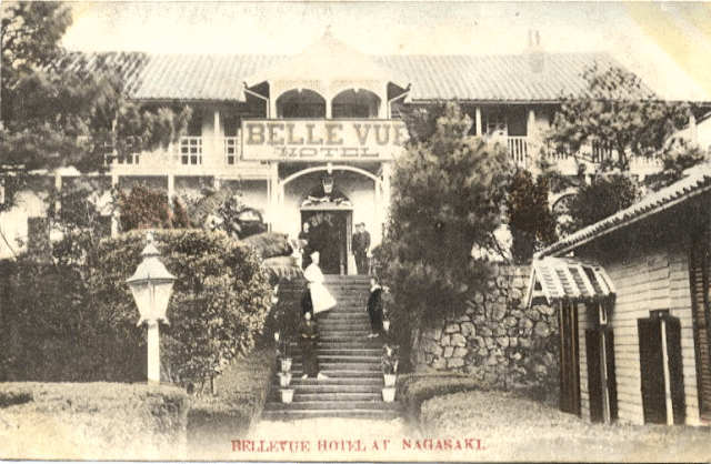 View of the Belle Vue Hotel in the early 1900s.  Note the long verandah out front. 