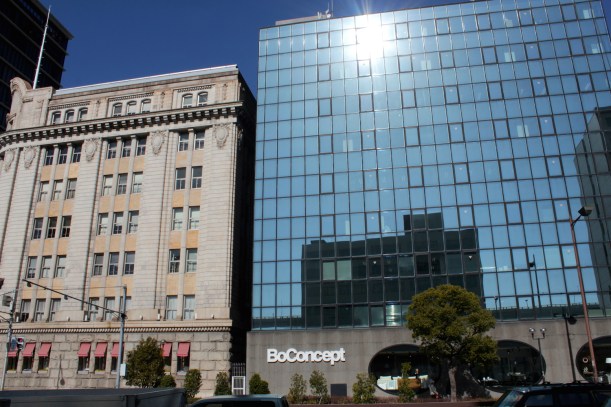A view of the old and new, juxtaposed on the Bund.