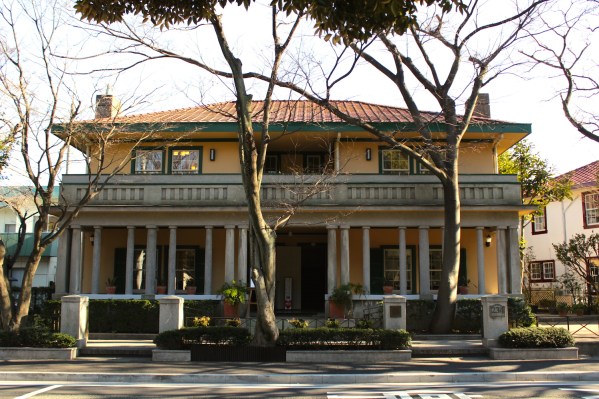 Bluff 234 Residence was built in 1927. 