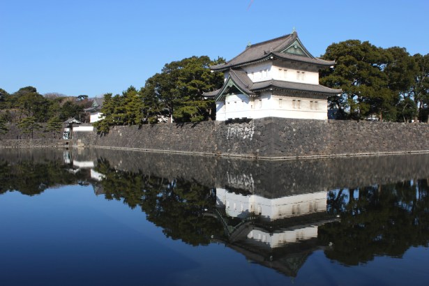 The Tatsumi Yagura 巽櫓 is another Edo-era structure sitting on the outer fortifications of the Palace.  