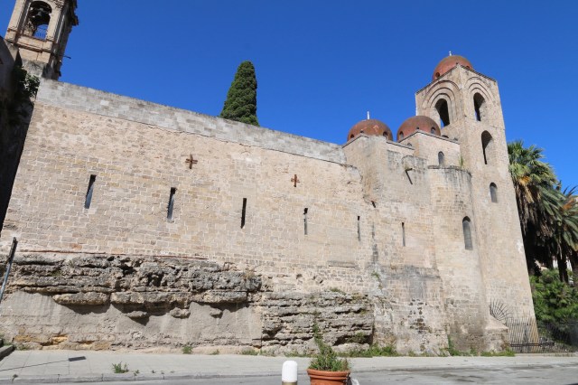 St John of the Hermits - Exterior