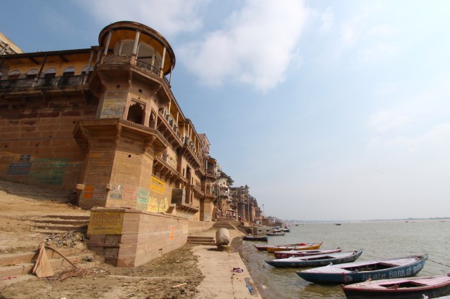 19 - Dijpatia Ghat PAlace 1830