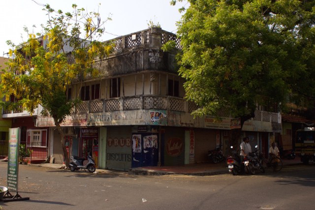 11 - Hindu Quarter Sri Aurobindu Street