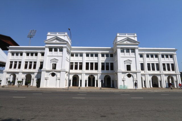 21 - Race Course Building II