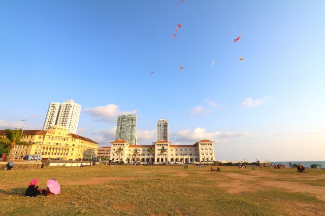 25 - Goodbye Galle Face