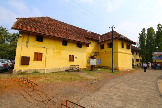 21 - MAttancherry Palace Front