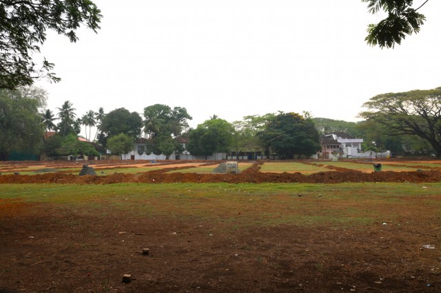 21 - PArade Square II