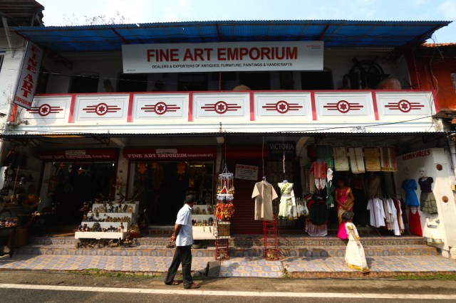 23 - Fine Art Emporium