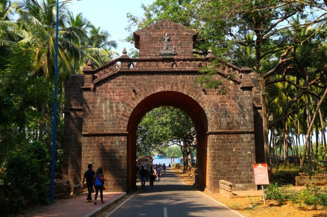 3 - Viceroys Gate