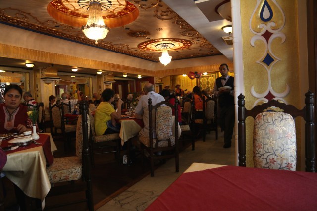 4 - Mandovi Restaurant