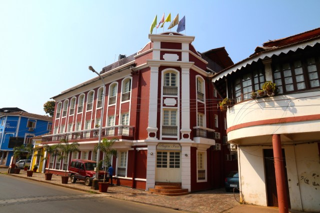 7 - Panjim Inn