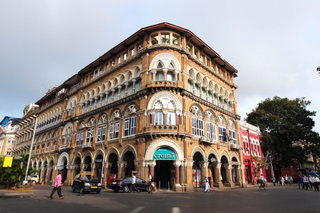 24 - Elphinstone Building