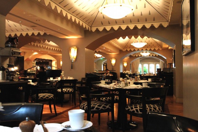 14 - Breakfast Restaurant