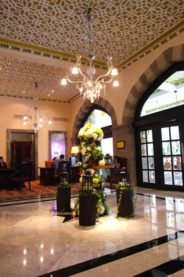 5 - PAlace side REception