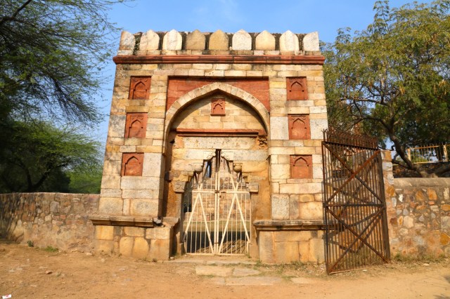 18 - Gate near entrance of Mehrauli Archaeological PArk