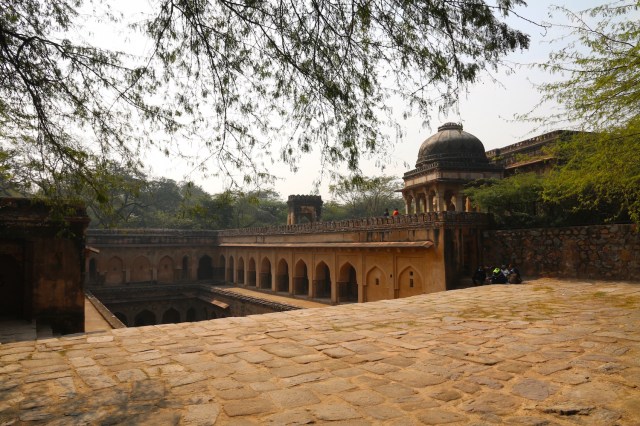 23 - RAjon Ki Baoli