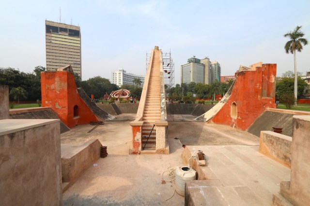32 - Jantar MAntar