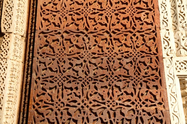 8 - Detail Alai Darwaza