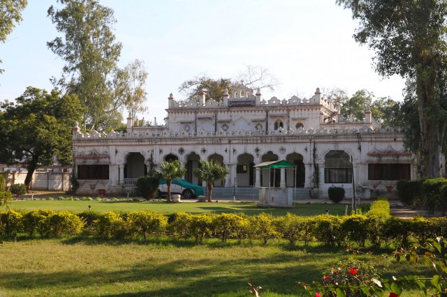 18 - NCC OFficers MEss