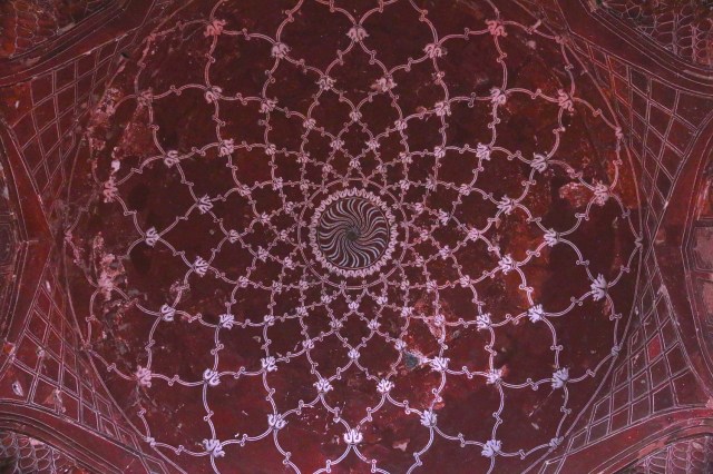 19 - Detail of ceiling memankhana