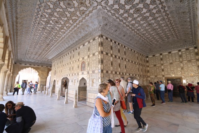 18 - Sheesh MAhal view