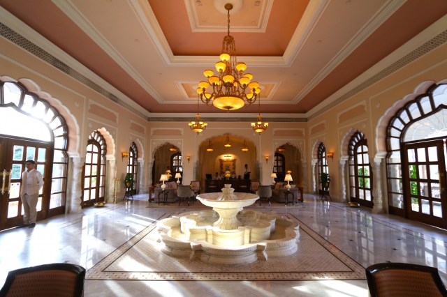 2 - MAin Lobby