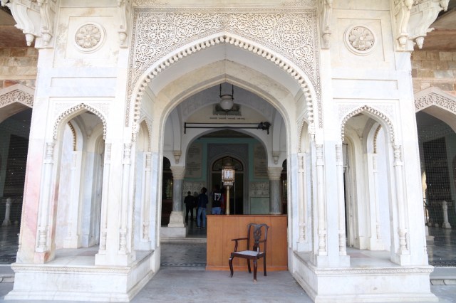 31 - Albert Hall Entrance