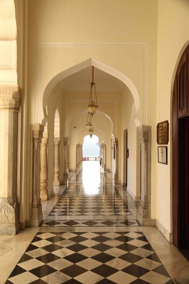 5 - Corridors