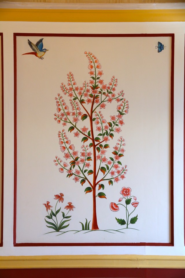 18 - detail in my room