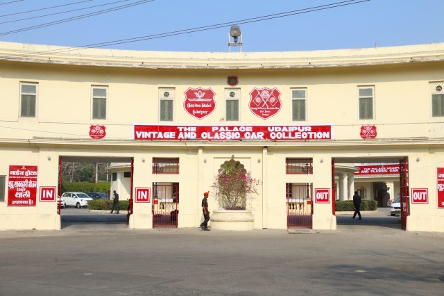 19 - vintage and classic car collection