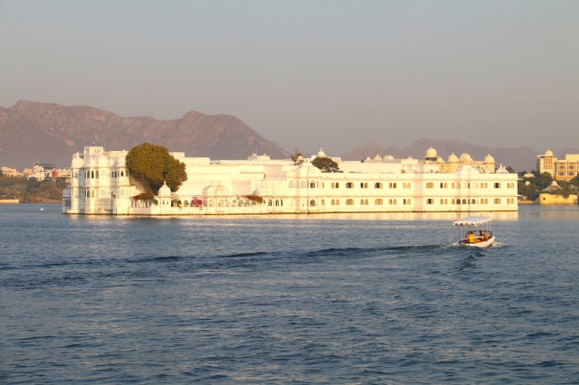 20 - goodbye lake palace